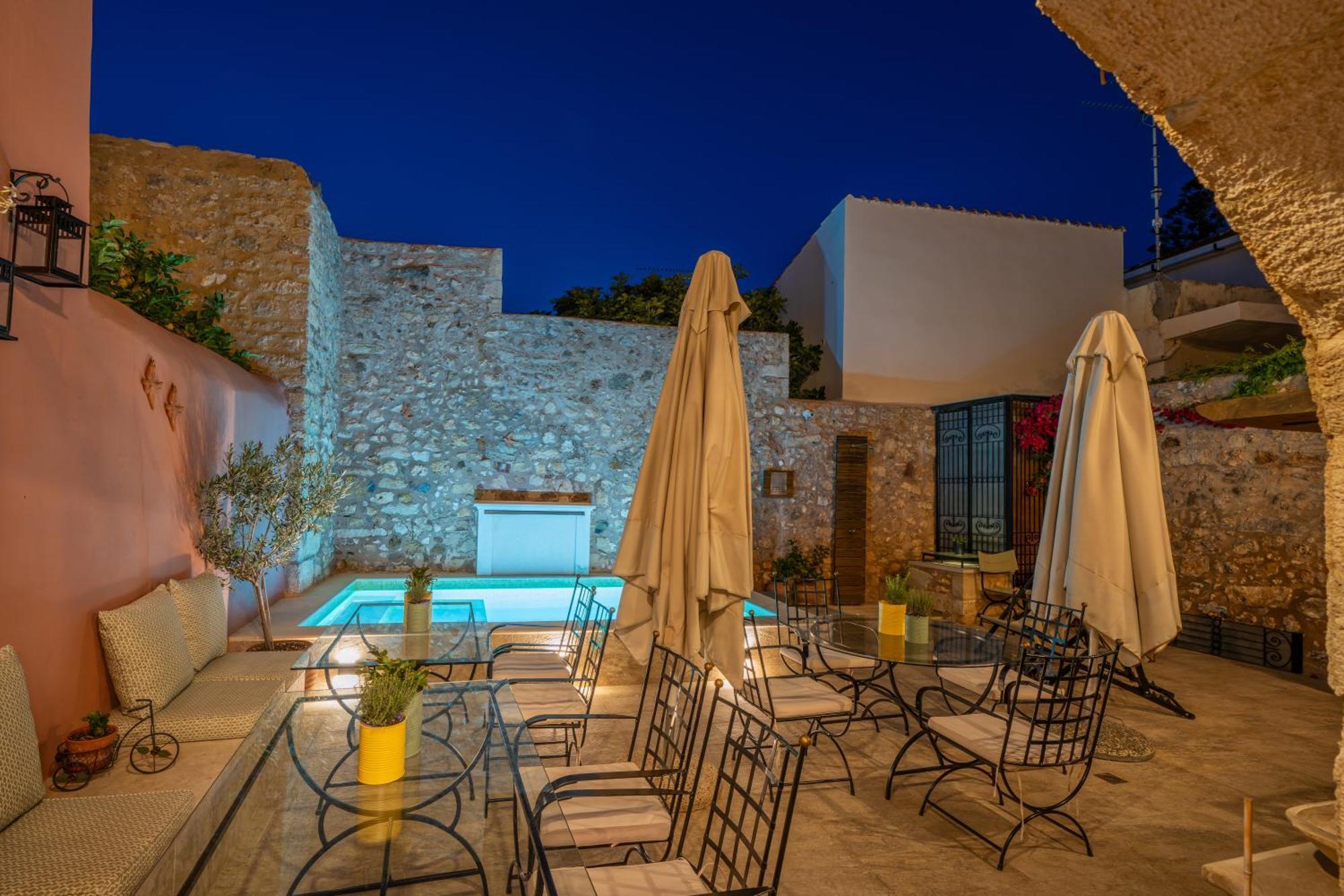 Phaedra Suites (Adults Only) Ретимно Экстерьер фото