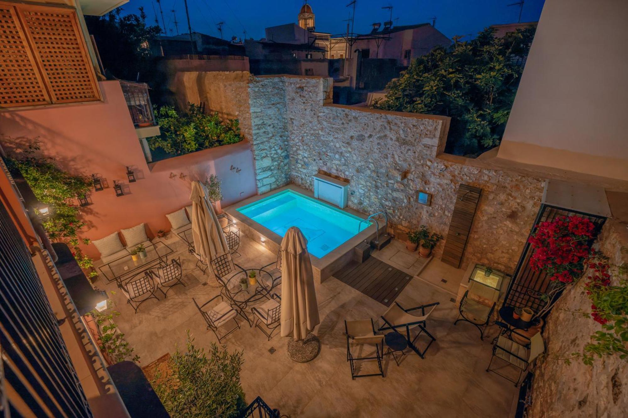 Phaedra Suites (Adults Only) Ретимно Экстерьер фото