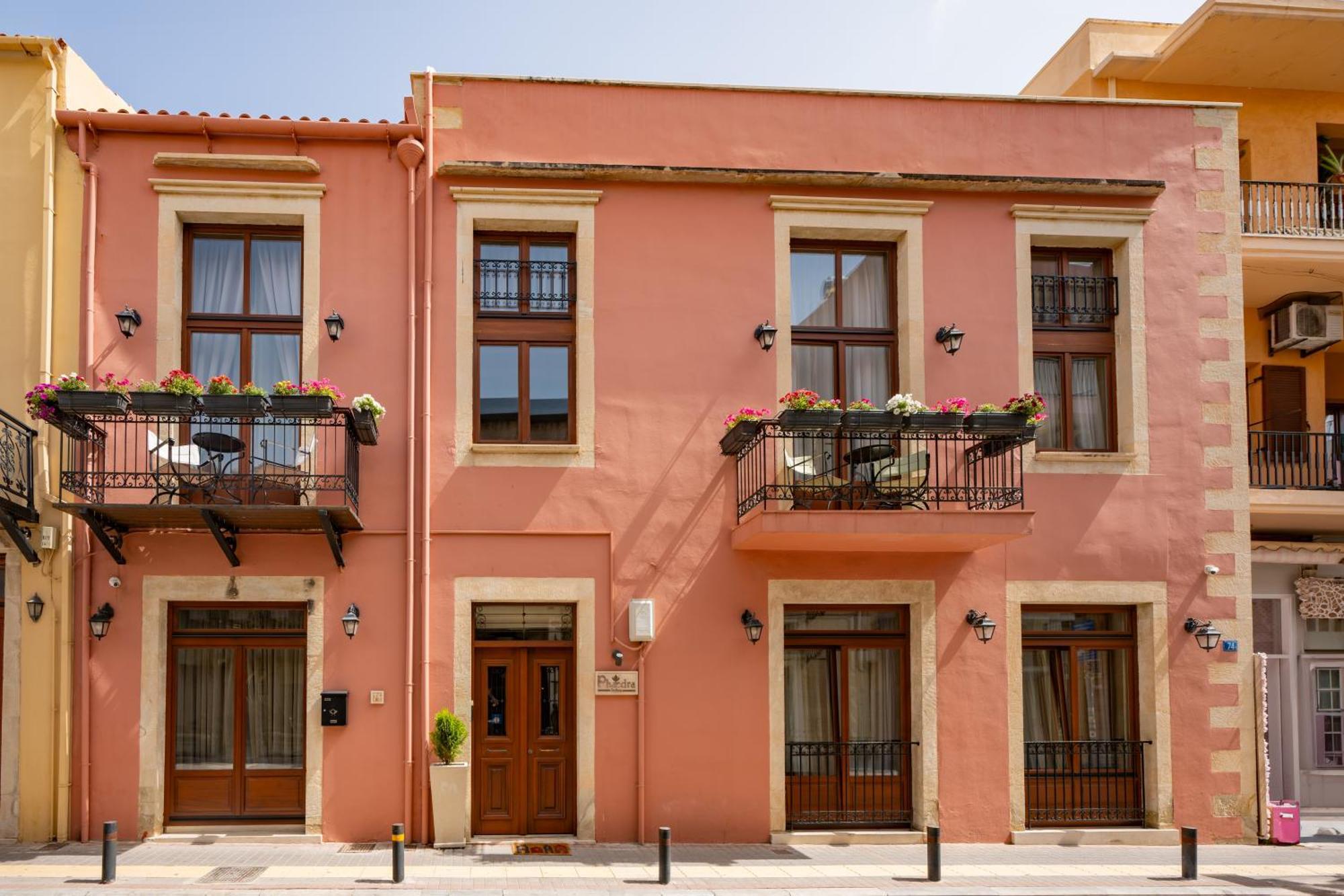 Phaedra Suites (Adults Only) Ретимно Экстерьер фото
